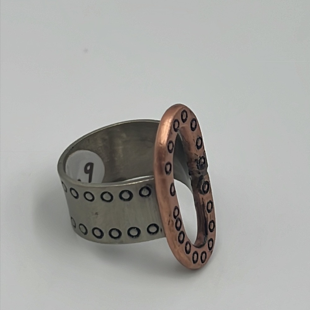 Western ring - Picture 2 of 7
